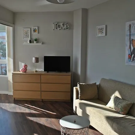 Apartment Estudio 417 *